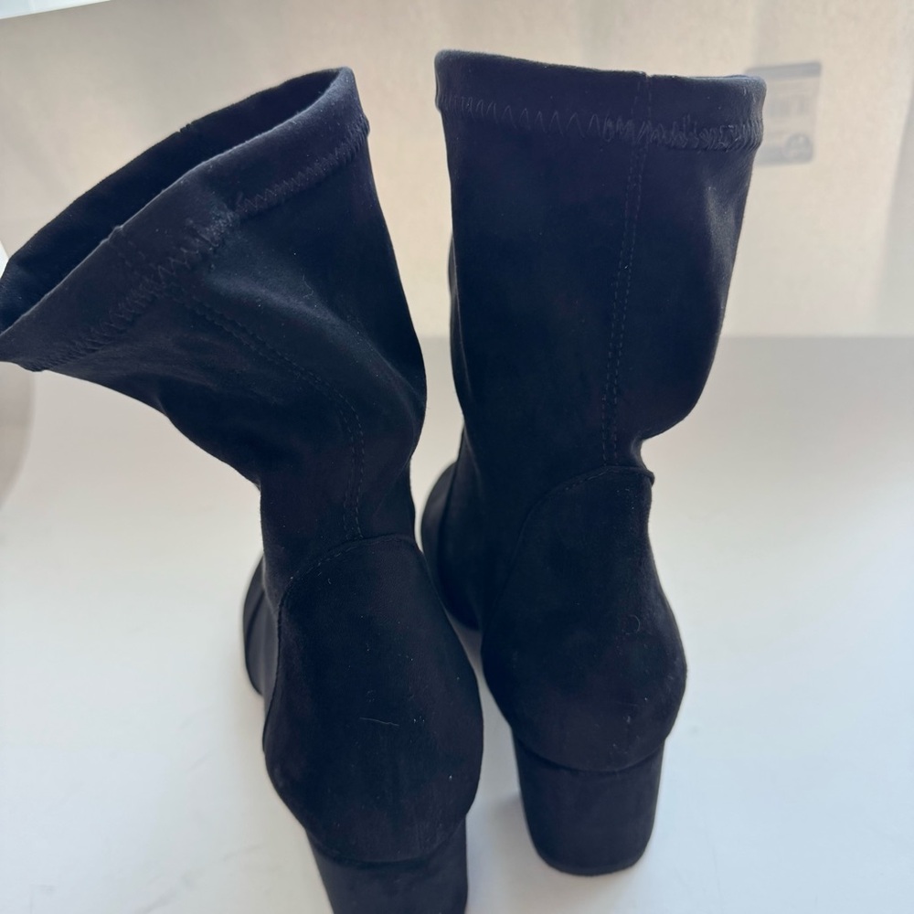 FOWT Women Size 8 Suede Black Boots - Picture 4 of 11